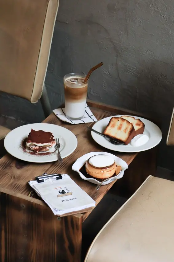 萬華推薦復古咖啡廳 龍山寺商圈最猛布丁