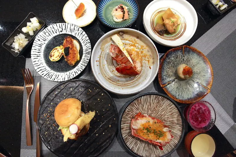 高雄 明水然・樂無菜單鐵板燒料理 / 台北一位難求的爆紅鐵板燒&全台評價最高的高檔連鎖鐵板燒