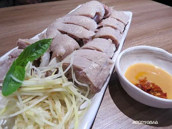 嘉義美食 嘉義小吃推薦 鵝肉專賣店【偶鵝嚐嚐】水上店 雲林養鵝場創立的新品牌 最健康安心的全鵝饗宴