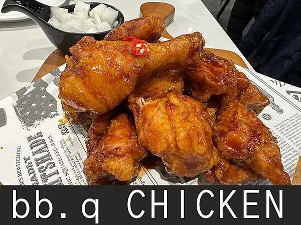 【台北】bb.q CHICKEN｜韓國最大連鎖炸雞，起司球也太好吃了吧｜柴貓趴趴走