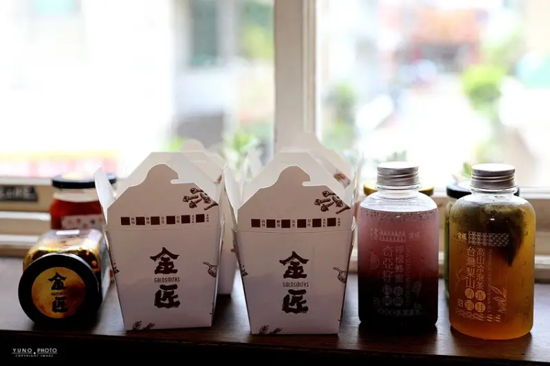 文青風手作麻辣冷麵清爽又開胃！香麻勁辣超暢快 (台中麻辣手作冷麵、辣椒醬)