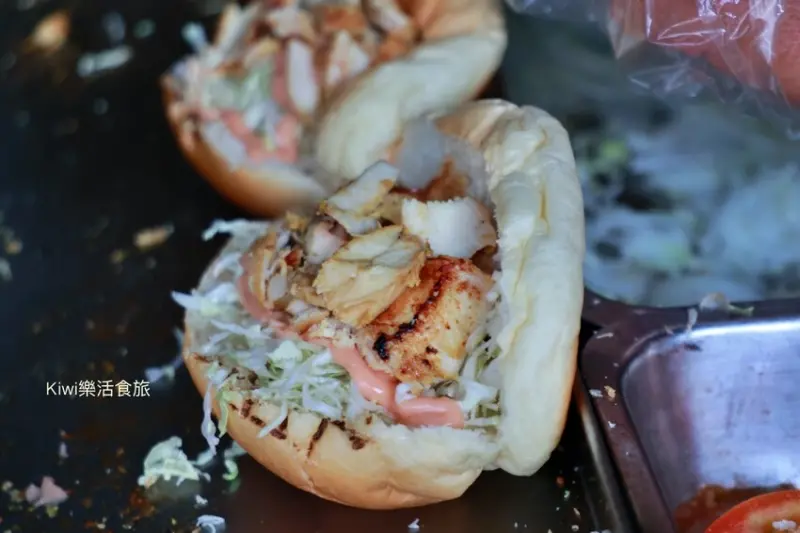 員林美食推薦小胖沙威瑪｜彰化員林很夯的在地銅板美食.排隊美食下午茶點心.排隊美食員林火車站周邊美食