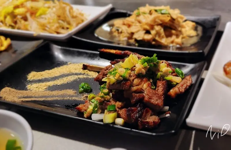 [新北蘆洲]緣味鐵板燒-徐匯本店。生食級大干貝/美乃滋大蝦/九層塔豆皮/嚐鮮新品拉絲起司蛋&蔥燒小羊排!