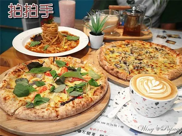 蘆洲披薩，拍拍手披薩咖啡，好吃香Q手工窯烤披薩推薦，義大利麵燉飯焗烤，蘆洲美食。