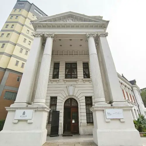 台中市西區(台中/西區)說故事的人-藏身在臺中市役所二樓，四月精緻午餐餐點開箱