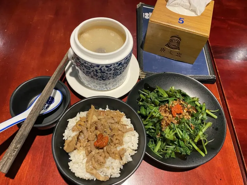 【台中 餐廳】唐太盅養生燉品甜湯-臺中中科店，一人吃一人補吃補也不用吃苦的食補料理