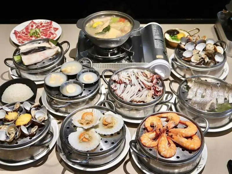 8德司｜逢甲一中商圈網路爆紅的浮誇霸氣海鮮塔！松葉蟹鍋四層塔竟然只要$599高CP值 – 艾瑞絲的吃貨日常