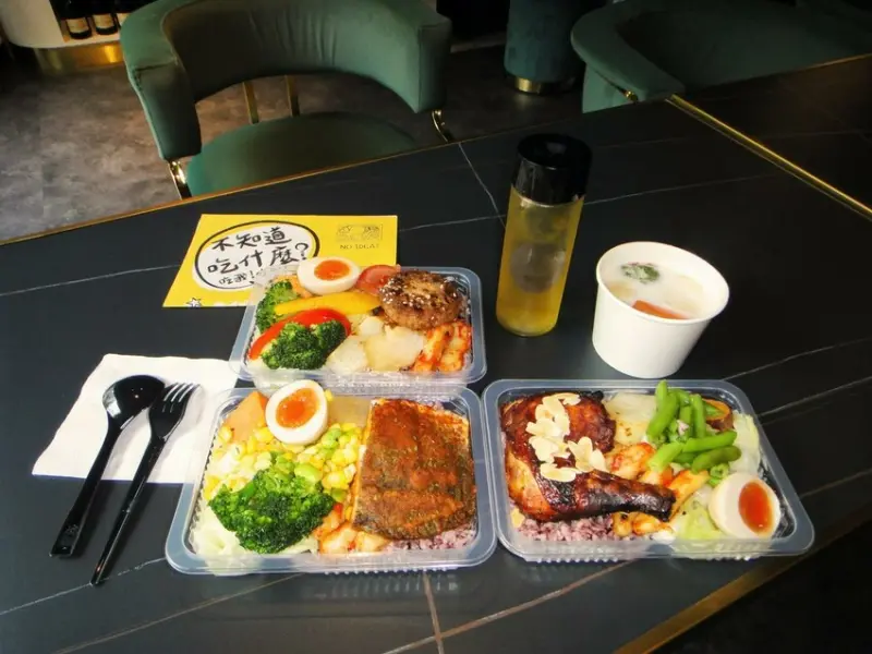 【美食】「No Idea 營養餐盒」Bonshot餐酒館新品牌健康餐盒，信義區便當推薦、信義區午餐推薦 (附菜單)