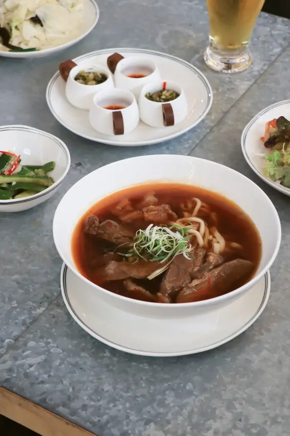 信義安和商圈 文昌街食在好吃的牛肉麵