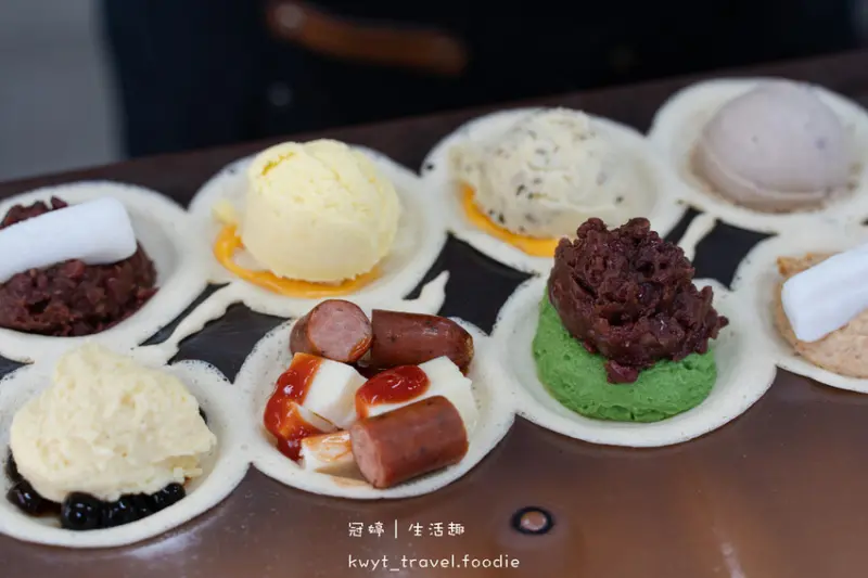 【荳荳莎莎紅豆餅】7公分爆料紅豆餅，大甲火車站美食推薦，甜鹹口味都好吃，人氣大甲下午茶│菜單