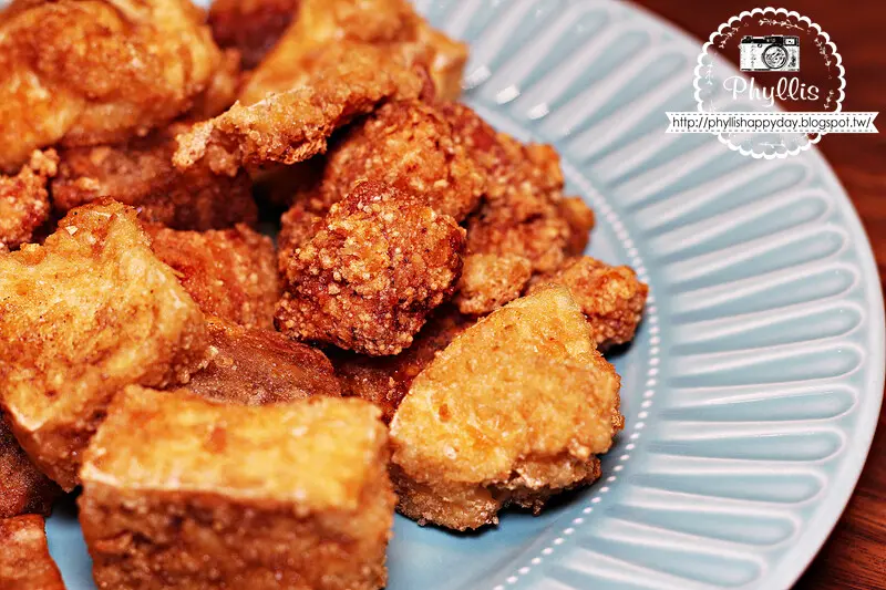 【桃園、龍潭】阿嬤ㄟ功夫（鹽酥雞） 炸物種類豐富 飽滿多汁 乾淨衛生 老闆娘親切熱情 榮登心目中龍潭炸物王 丫嬤ㄟ功夫 晚餐宵夜好選擇 @ 相片中的菲莉絲