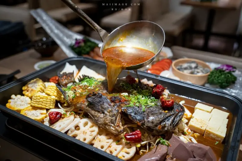 台北美食｜漁多多麻辣烤魚酸菜魚專賣店～台北延吉街也有好吃重慶烤魚，香辣鮮香味道真不錯！捷運國父紀念館