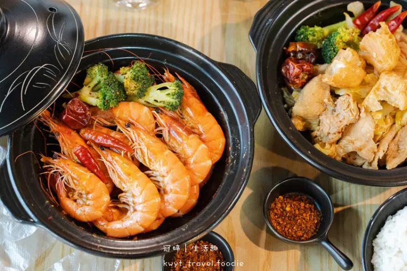 【嗜麻殿麻辣炒乾鍋佳里總店】巨霸活跳蝦！台南美食推薦，在地人帶路，就愛潮好吃一鍋雙饗，2023台南旅遊，潮Way台南最有台南味│菜單