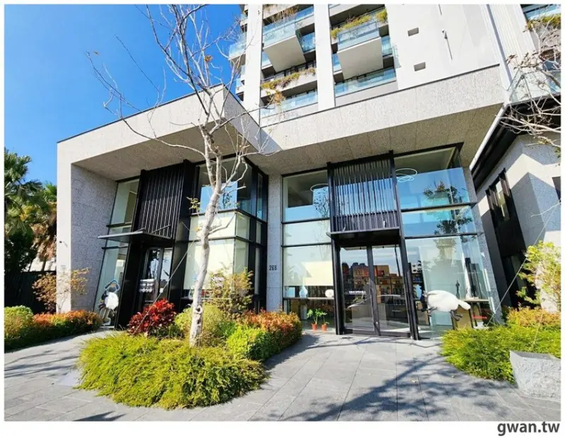 台中蛋捲吃到飽藏在高級住宅區，所有口味任你吃，還提供免費茶飲！