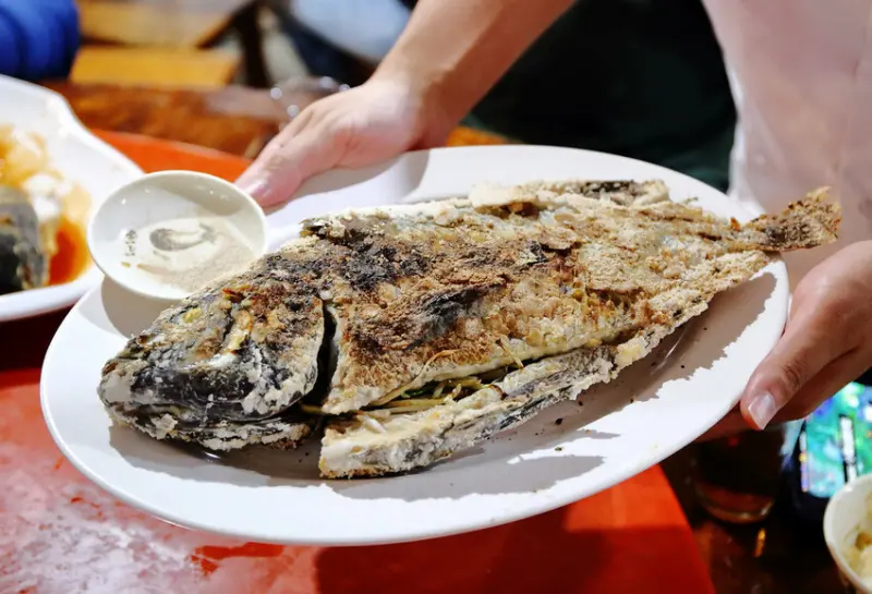  桃園大園在地人氣美食 #4-7休閒魚池餐廳/ WalkerLand窩客島整理提供 未經許可不可轉載