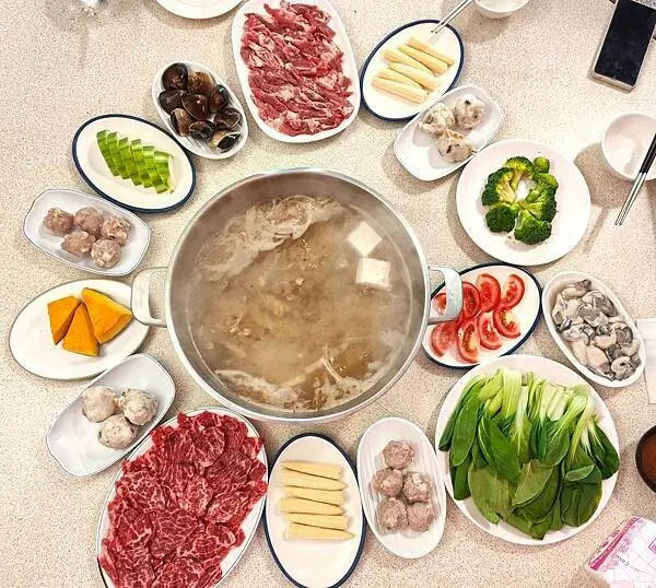 【台北.溫體牛】現切溫體牛/純肉主義的天堂，端出來的都超強！