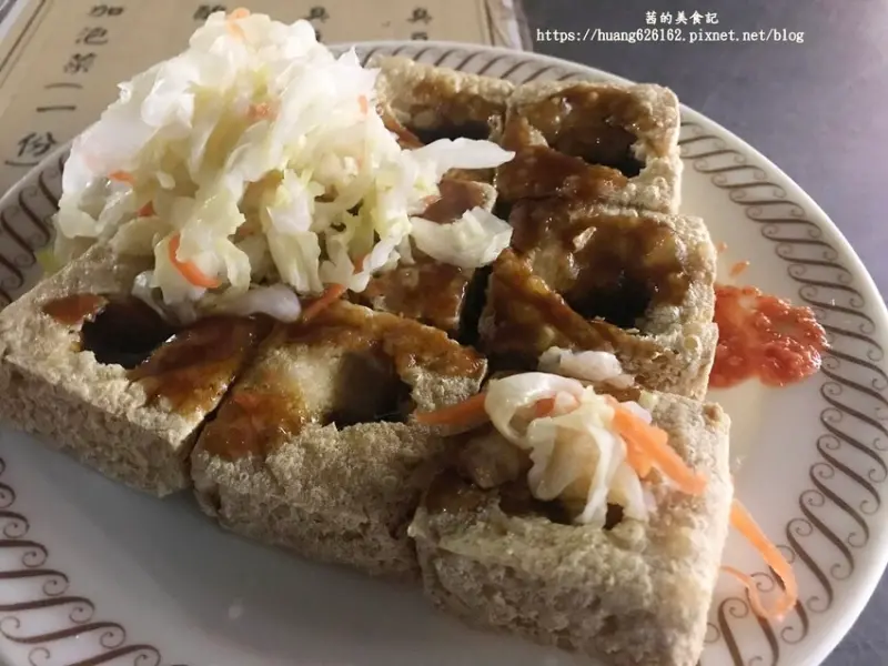 【彰化鹿港鎮 】鹿港美食『我家臭豆腐』一週只賣四天,還沒出攤就一堆人現場排隊~