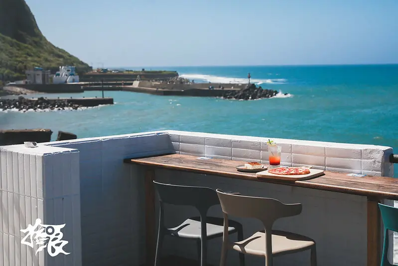 【東北角/咖啡店】COTD之坐擁無敵海景、美味餐點的白色小屋-拾浪咖啡