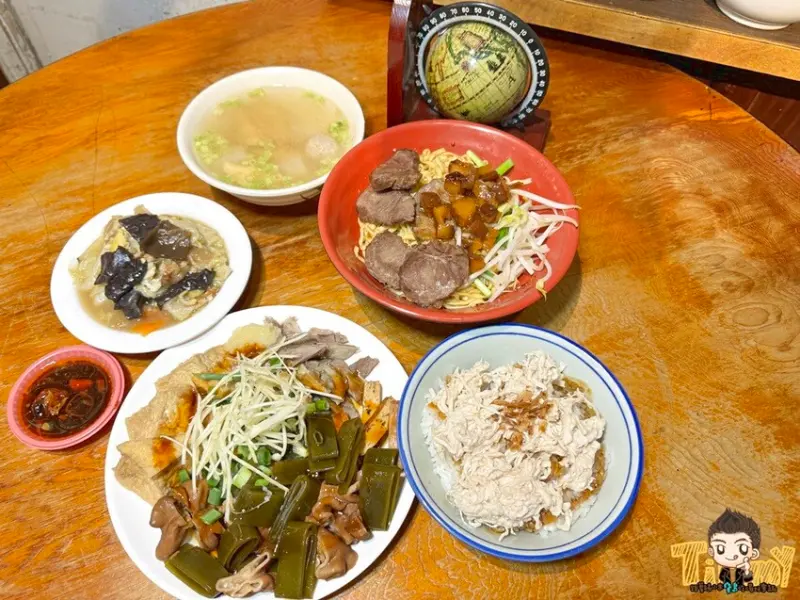 新竹復古氛圍中藥行大啖台式美食小吃 太晚去就吃不到現煮鱸魚湯--跟著踢小米吃喝玩樂趣