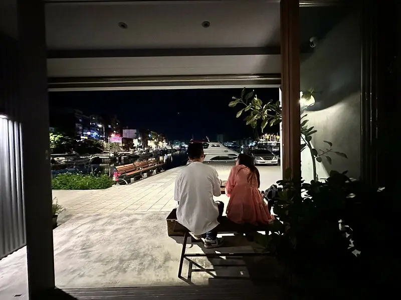 【台灣，基隆市，中正區】正濱漁港新開的小店「嶼我」；吃的是在地美食與故事。（基隆美食/正濱漁港美食）