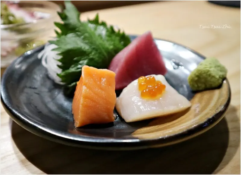 [新北三重]神居居酒屋|隱身三重巷弄靜謐住宅區，日式木質禪風之頗有雅致的居酒屋