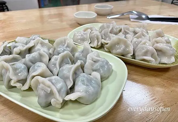 嘉義吃什麼∥福記水餃館∣google評分4.6，純手工水餃滿滿的家常味，民雄水餃麵食