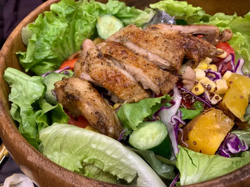 【台北｜Woopen木盆沙拉】：OL的最愛，打造最佳午餐選擇，木盆沙拉讓你輕食又滿足