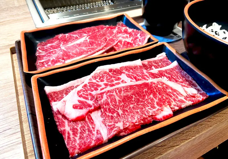 [台北‐松山] 特別的軌道送餐，肉執事單人平價燒肉套餐