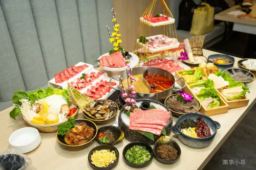 玖圍鍋物，香氣迷人的職人手炒沙茶讓人真心推薦！再加上美味扁魚干熬出的湯頭，玖圍的老沙茶火鍋非常值得一試。