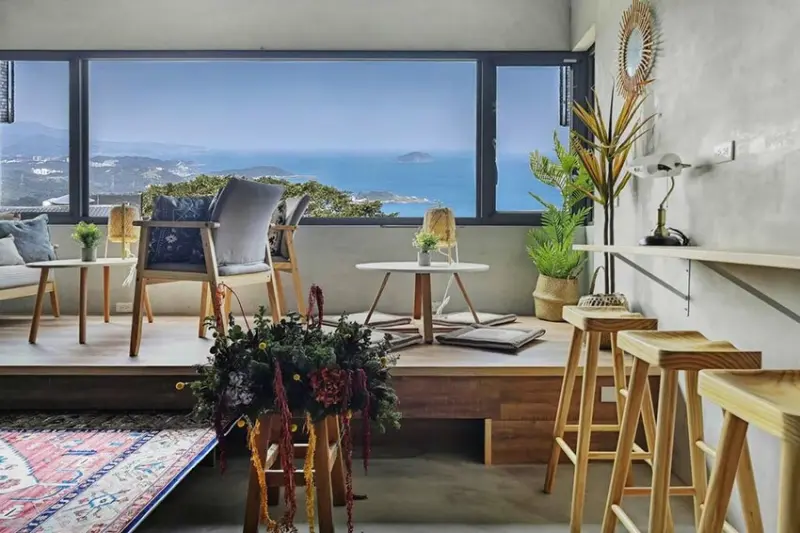 【九份民宿】Top3九份住宿推薦，無敵海景，就在老街旁！