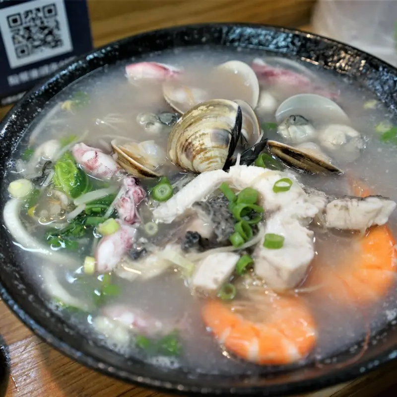 【台北 | 東門站】海鮮饕客必嚐！東門市場美食推薦-上癮水產麵食