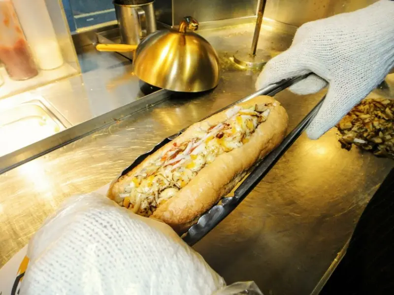 【美食】 「神攻沙威瑪」信義區異國美食推薦，北醫吳興商圈小吃推薦、信義區銅板美食推薦 (附菜單)