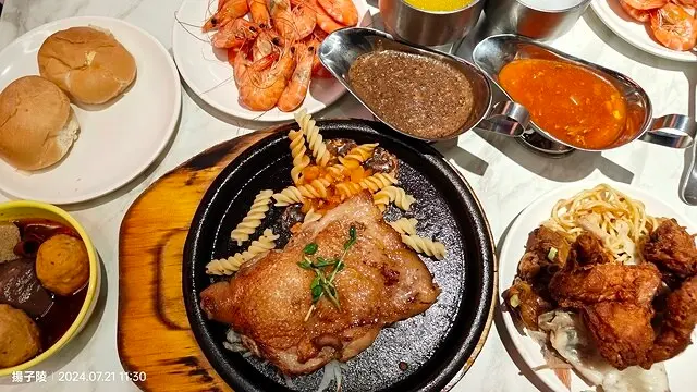 2024我家牛排 林口A9店，點選牛排還有無料豐盛自助沙拉吧可以享用，只要350元起。