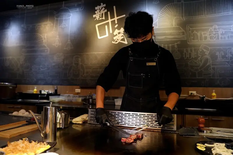 突破鐵板燒傳統印象 以日式定食方式呈現的特色創意料理 滋滋作響的美味｜薪笈鐵板燒(沙鹿靜宜大學商圈必吃
