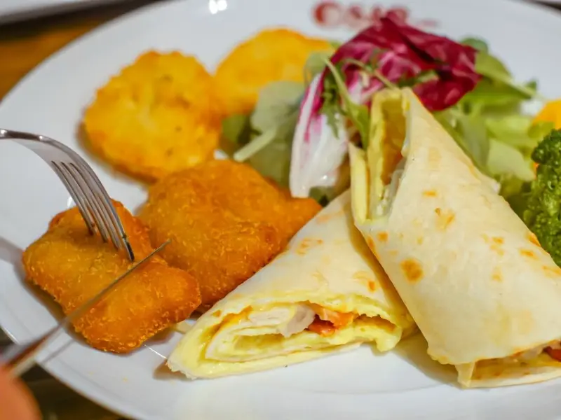 台北小巨蛋咖啡店推薦 【S&D咖啡松山八德店】下午茶、輕食、冰沙超多選擇松山咖啡廳推薦:含素食可食早午餐