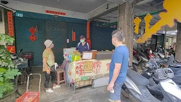 蛋漿大學｜現點現煎，要等半小時以上才能吃到的手工蛋餅