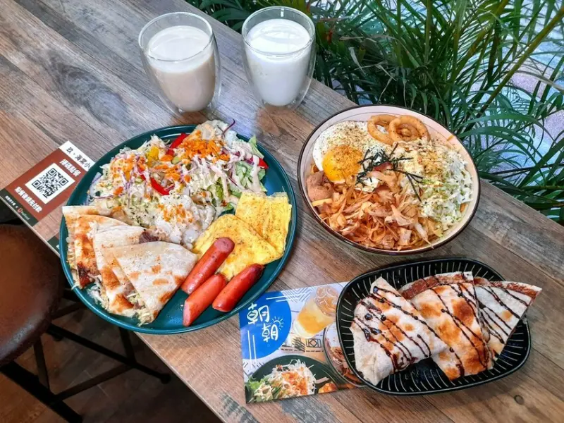 【美食】「朝朝早午餐」炒麵、捲餅、早午餐，古亭早午餐推薦、古亭下午茶推薦 (附菜單)