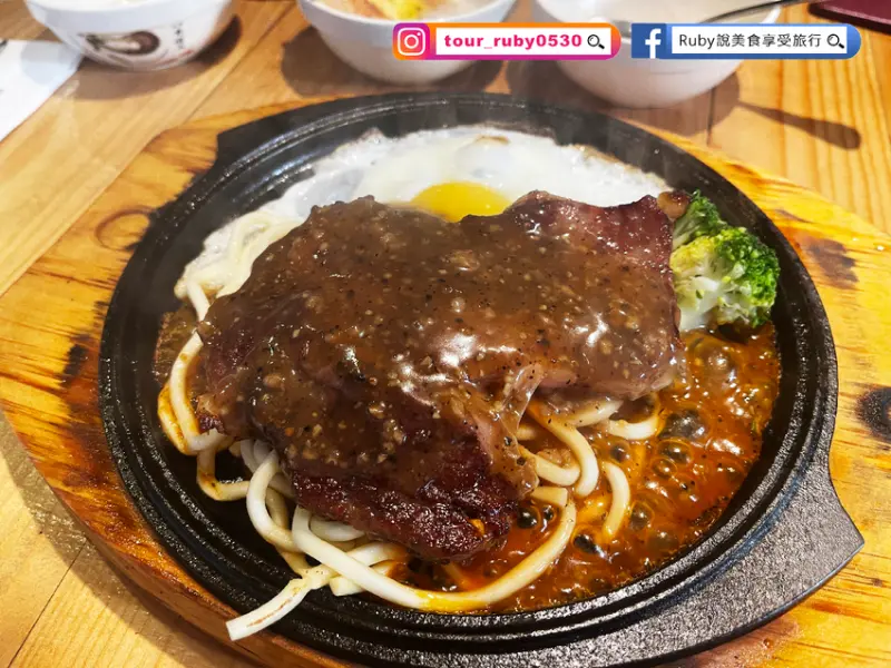 【信義區美食】牛一牛厚切牛排-永吉店(附菜單)，最低210元起爆米花、咖哩飯、牛肉湯、現烤大蒜吐司都可以吃