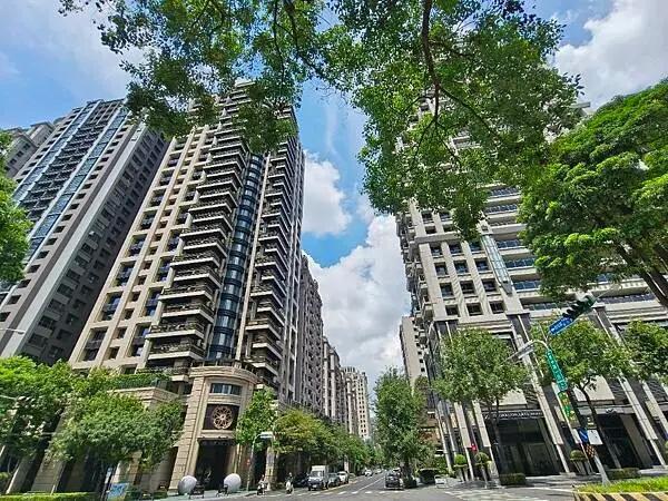 (台中/西屯)Chill Chill Brunch，藏身在七期能超優質餐酒館，一週只開兩天，來一趟就上癮