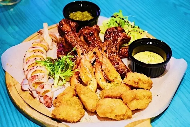 [台北西式]中正區北車站「JupJup 精釀生啤餐酒館」精緻又菜色多樣的餐酒館/超浮誇蛤蜊麵/餐點美味有水準/調