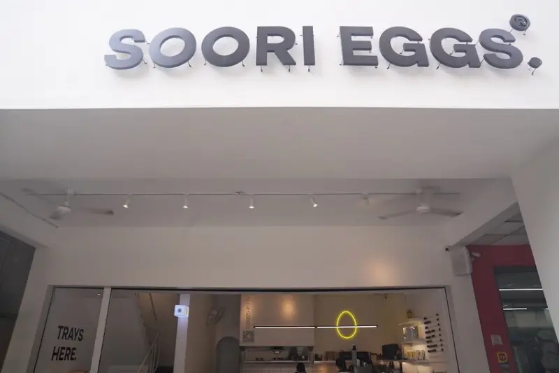 台中美食 SOORI EGGS 酥力蛋餅｜台中文青風「鹽酥雞酥皮蛋餅」一吃上癮　小清新座位區「邊吃蛋餅邊拍美照吧