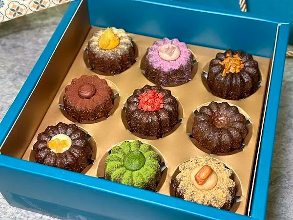 [天母美食] 花磚甜點手作室 可麗露界的天花板 天母必買下午茶甜點、伴手禮  #天母新光三越 @蛋寶趴趴go