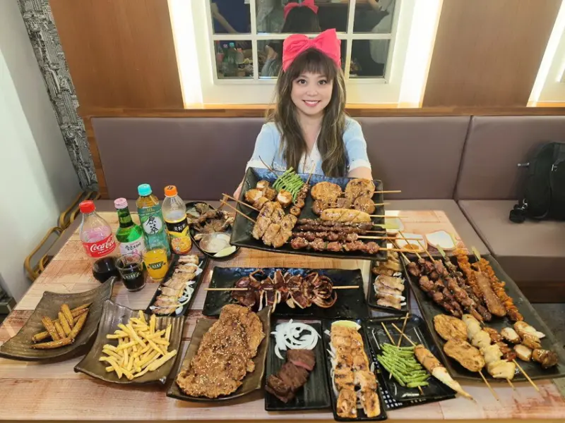 【桃園桃園區-烤肉-美食推薦】熾燒串烤,聚餐超滿意 - 老爺爺與小老婆