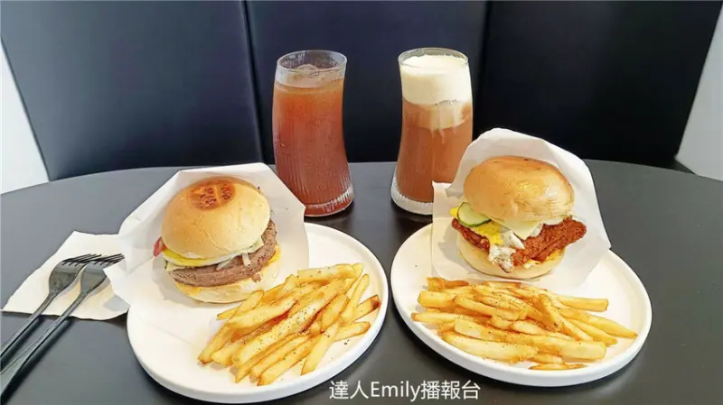 台中漢堡｜王里.人Burger,賣和牛漢堡的時尚酷店