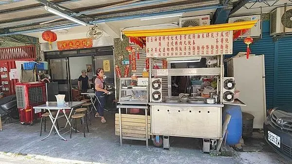 泰和街38巷老麵攤｜隱藏在巷弄裡無名路邊攤美食，好吃到爆表必吃
