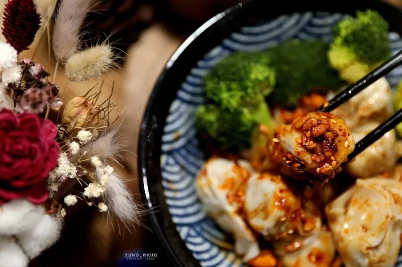 讓人一吃就上癮的堅果拌醬！五種營養堅果一次滿足 料理百搭萬用堅果辣椒醬推薦｜果子樹工作室堅果拌醬辣椒