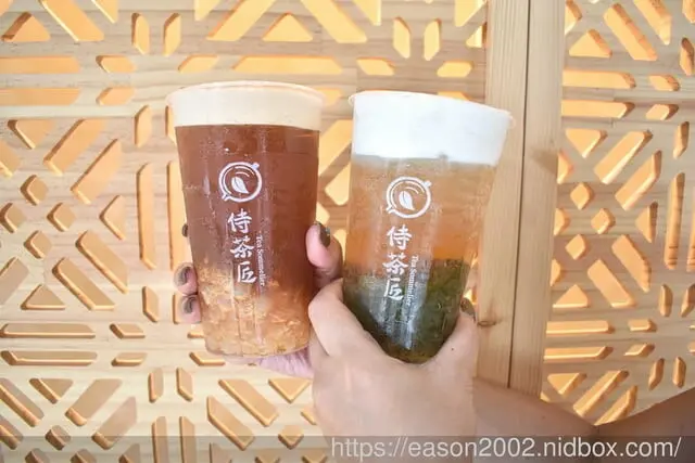 外送首選！全台唯一豆乳奶蓋專賣店 | 侍茶匠（天母芝山店）綿密 細緻 絲滑香濃的豆乳奶蓋 堅持使用漩茶技術 現點現漩杯杯現萃