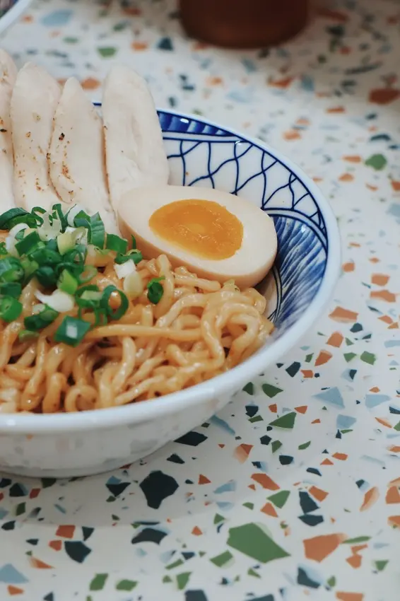 大同區民權西路新開幕台式麵店 炸醬麵 流口水雞