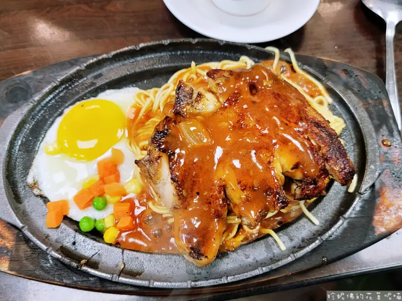 【新北市土城區】阿舜平價牛排土城裕生店｜近真劍拉麵｜捷運海山站三號出口