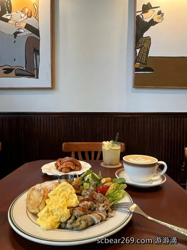 桃園市中壢區【中壢】「時常咖啡Often Coffee．有旋轉門的歐式復古摩登風格咖啡館（早午餐/手作甜點/寵物友善/近環中東